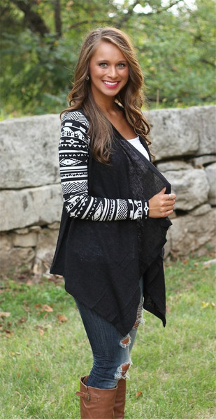 Μοντέρνά γυναικεία ζακέτα  με πολύχρωμα μανίκια - τέσσερα χρώματα