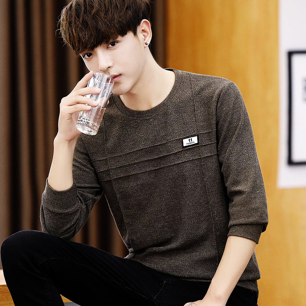 Bluză bărbătească modernă în trei modele