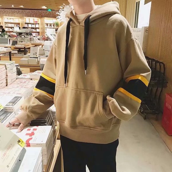 Ανδρικό καθημερινό φούτερ με περιμετρικά άκρα και επιγραφή