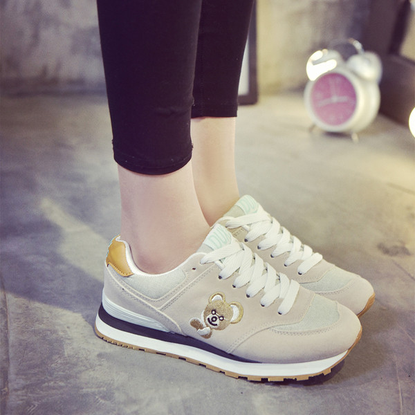 Adidasi moderni de dama cu broderie in trei culori