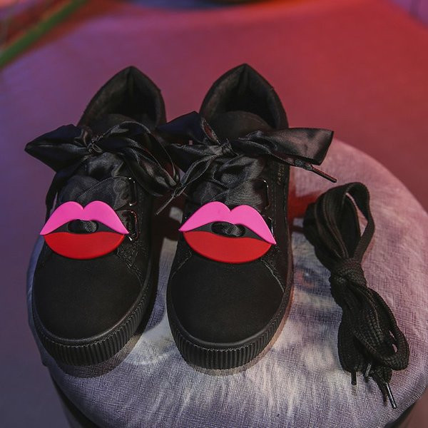 Model nou de adidași de damă în alb și negru - două modele