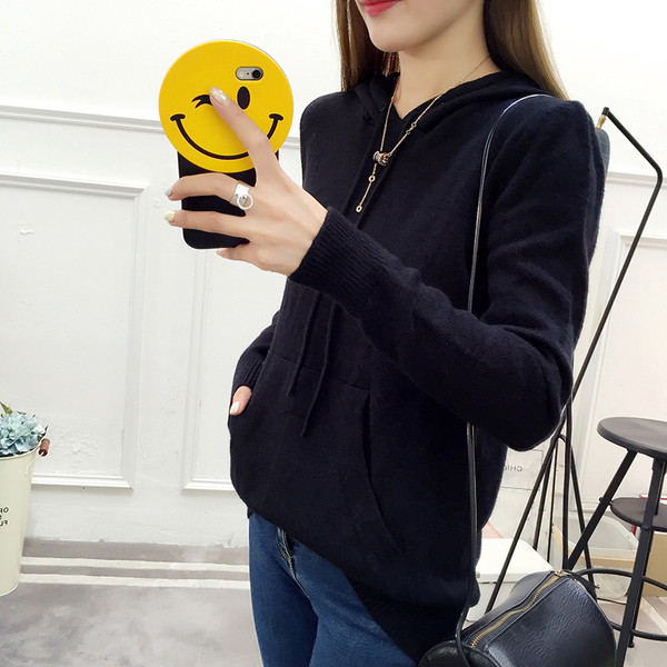 Καθημερινό γυναικείο φούτερ με τσέπες σε τέσσερα χρώματα