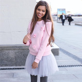 Модерна дамска блуза с 3D елемнт в розов и сив цвят