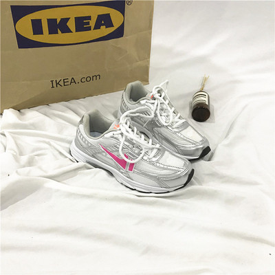 Adidasi moderni potriviti pentru barbati si femei in trei culori