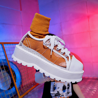 Tenisi de dama actuali cu soseta colorata - culori diferite