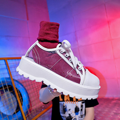 Tenisi de dama actuali cu soseta colorata - culori diferite