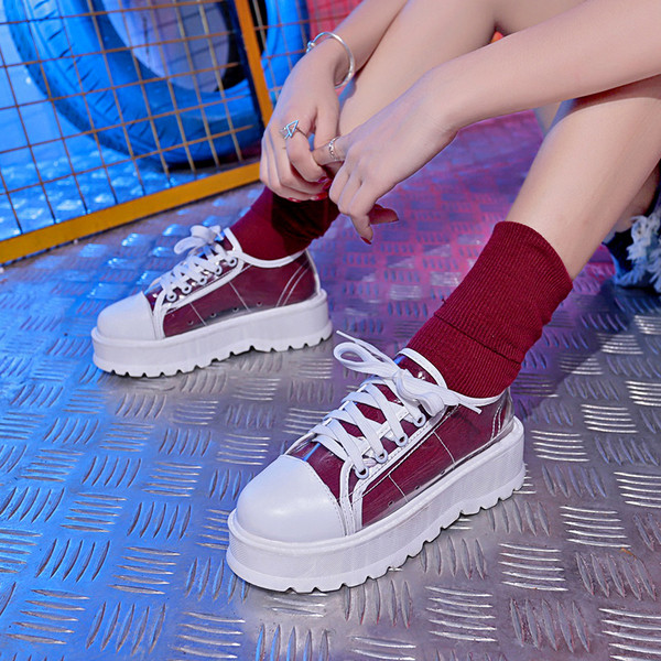 Tenisi de dama actuali cu soseta colorata - culori diferite