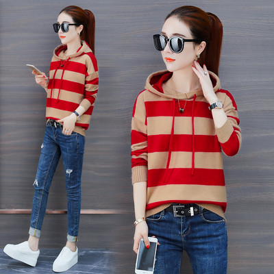 Hanorac de damă cu dungi în trei culori