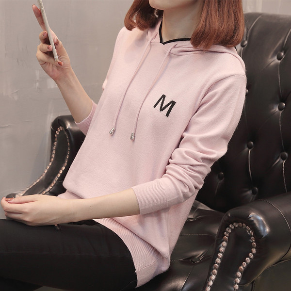 Μοντέρνο γυναικείο φούτερ με έμβλημα σε διάφορα χρώματα