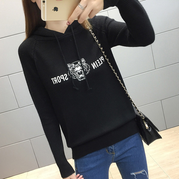 Μοντέρνο γυναικείο φούτερ με επιγραφή σε τέσσερα χρώματα