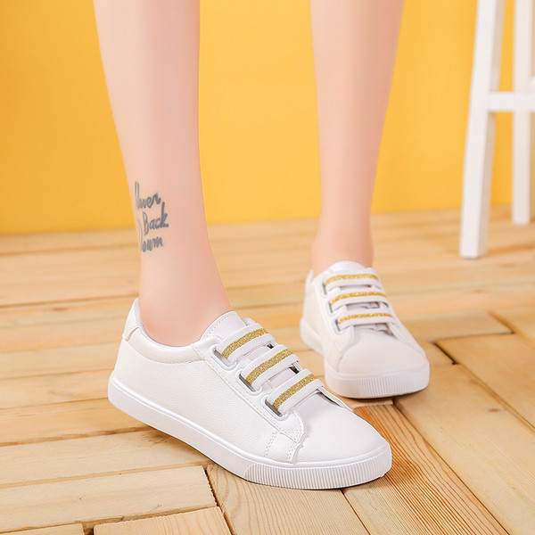 Κομψά γυναικεία αθλητικά παπούτσια κατάλληλα για τη καθημερινή ζωή σε δύο χρώματα