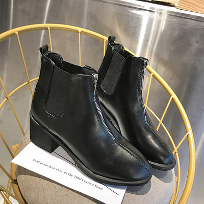 Ежедневни дамски боти с цип в черен цвят