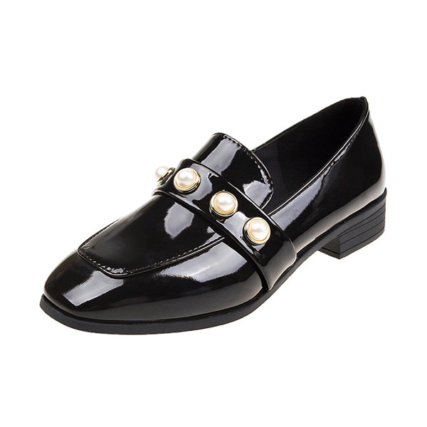 Стилни дамски мокасини в два модела подходящи за ежедневиие