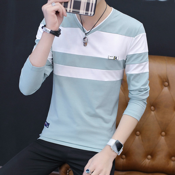 Férfi blúz három világos színben, mindennapi használatra alkalmas - két modell