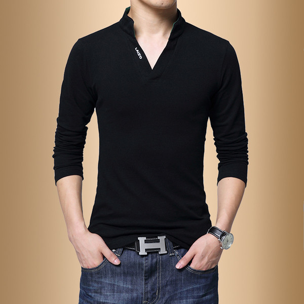 Ανδρική μπλούζα με ντεκολτέ σε σχήμα V σε διάφορα χρώματα