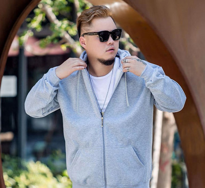 Hanorac barbatesc cu gluga in mai multe culori