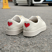 Adidasi moderni de dama potriviti pentru utilizarea de zi cu zi in doua culori