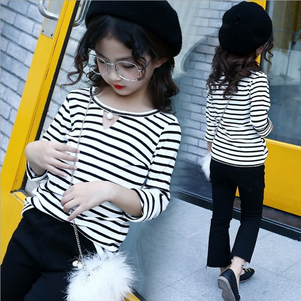 Παιδική μπλούζα για κορίτσια με λαιμόκοψη