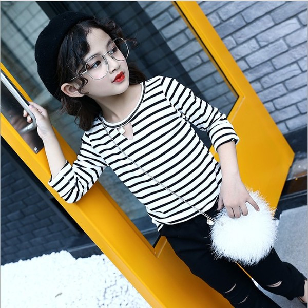 Παιδική μπλούζα για κορίτσια με λαιμόκοψη