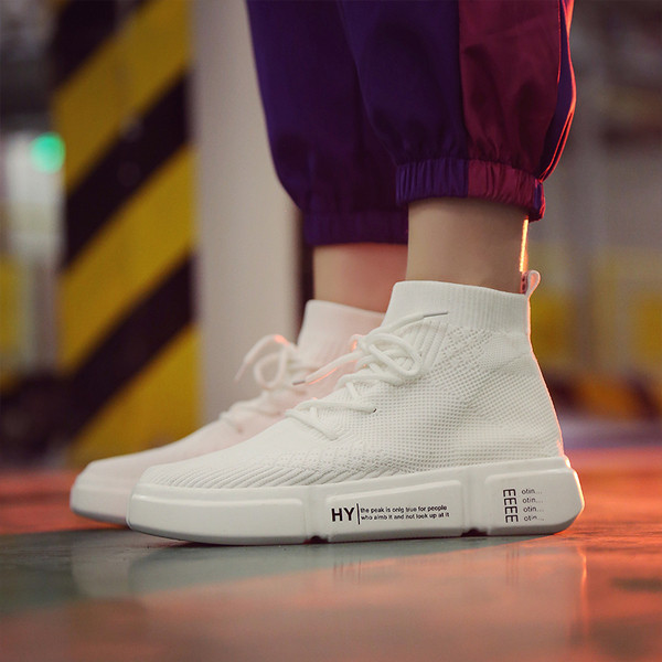 Tenisi dama moderni tip soseta in doua culori