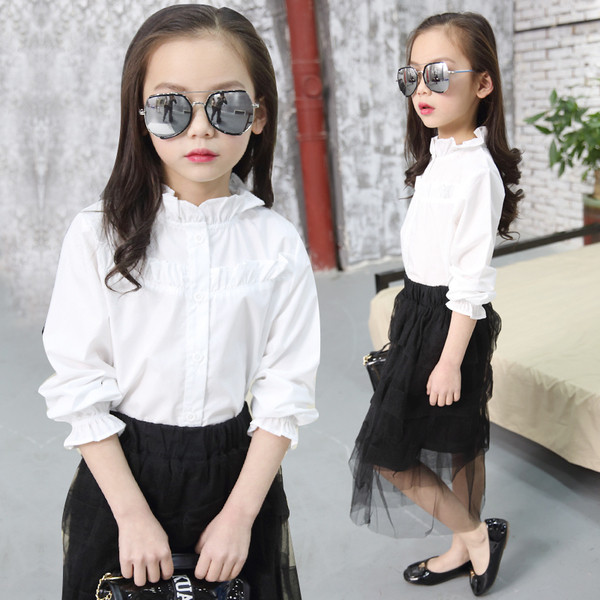 Cămașă albă modernă pentru fete cu nasturi