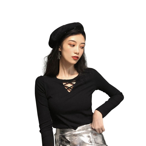 Κομψή γυναικεία μπλούζα σε μαύρο και άσπρο χρώμα