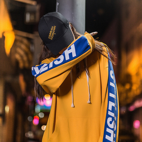 Ανδρικό φούτες  ευρύ μοτίβο με επιγραφή