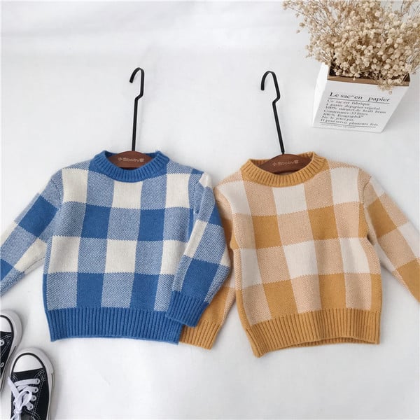 Pulovere de iarna in carouri pentru baieti in doua culori