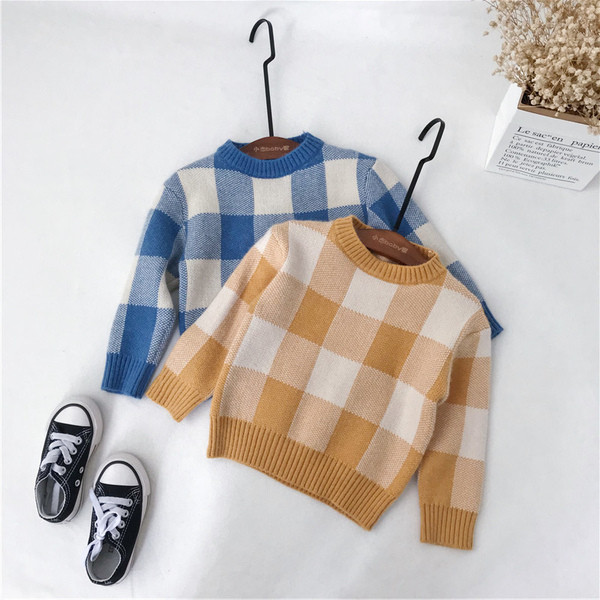 Pulovere de iarna in carouri pentru baieti in doua culori
