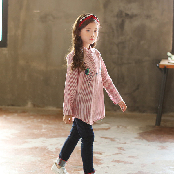 Дълга детска риза с бродерия за момичета