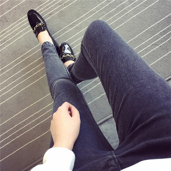 Ежедневни дънки за бременни жени в два цвята - Slim модел