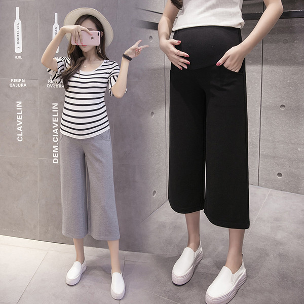 Есенен панталон за бременни жени с 7/8 дължина в сив и черен цвят - широк модел