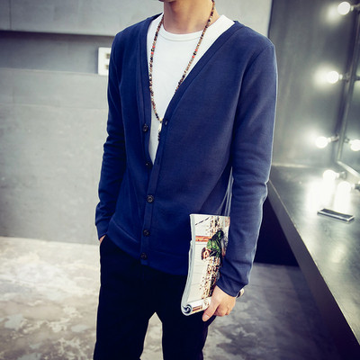 Мъжка жилетка с копчета подходяща за ежедневието