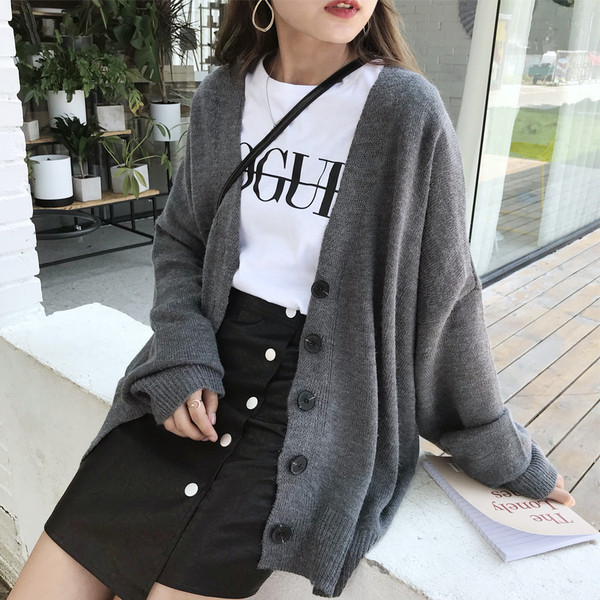 Дамска жилетка с копчета в няколко цвята