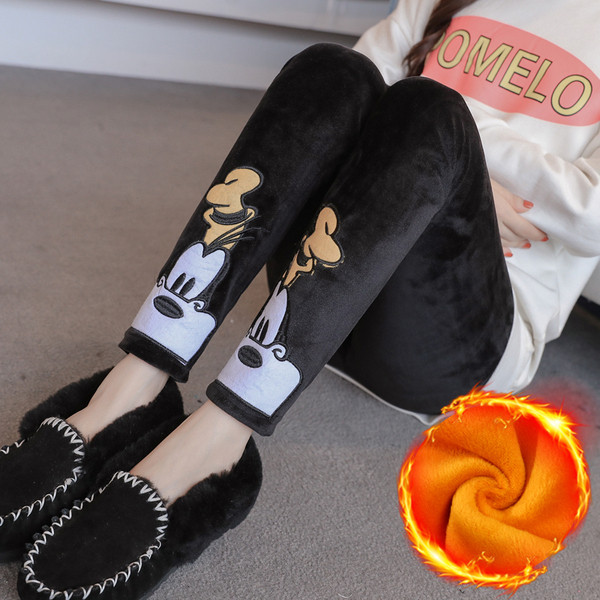 Pana groasa pentru gravide cu broderie in doua culori