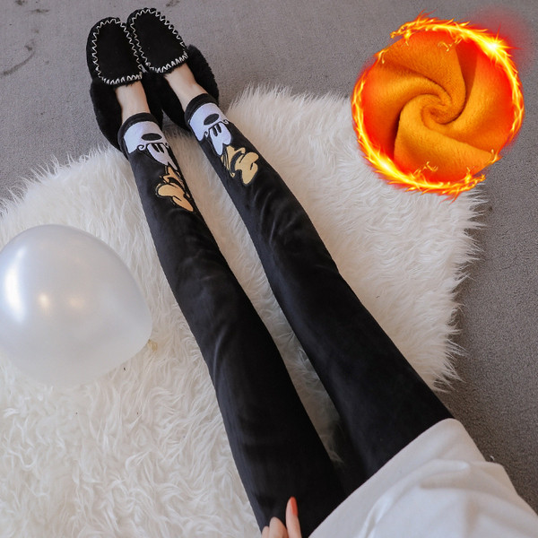 Pana groasa pentru gravide cu broderie in doua culori