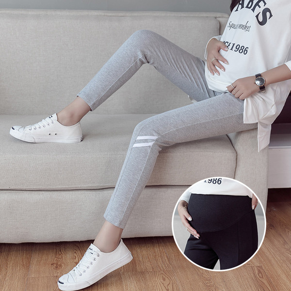 Спортно-ежедневен клин за бременни жени в три цвята