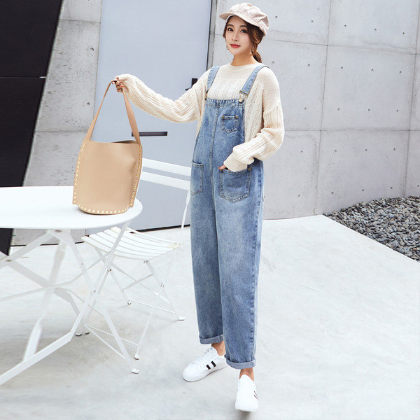 Дънков гащеризон с джобове за бременни жени 