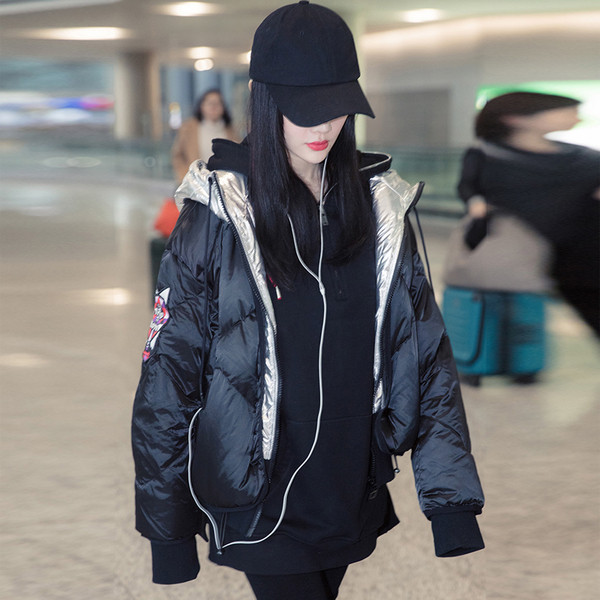 Γυναικείο μπουφάν με κουκούλα κατάλληλο για τη καθημερινή ζωή