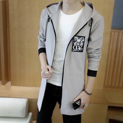 Vestă modernă pentru bărbați cu aplicație în trei culori