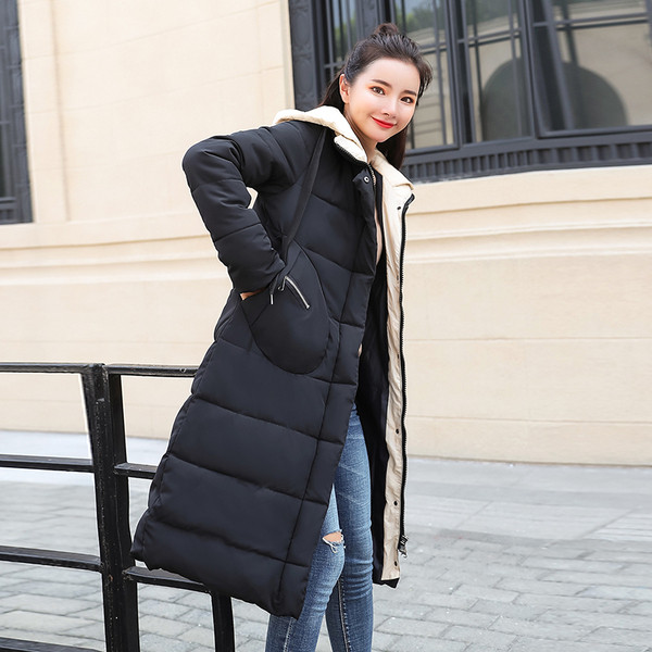 Дълго стилно дамско яке с качулка