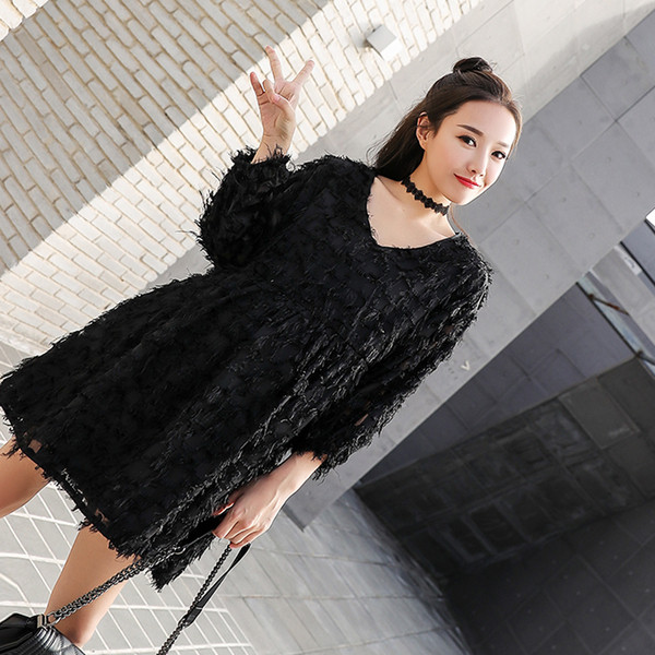 Модерна рокля за бременни жени с V-образно деколте в черен и червен цвят