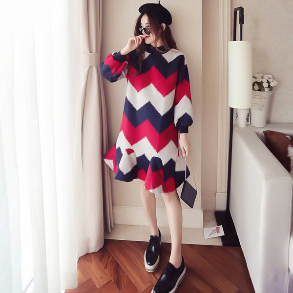 Зимна рокля за бременни жени в два цвята - разкроен модел