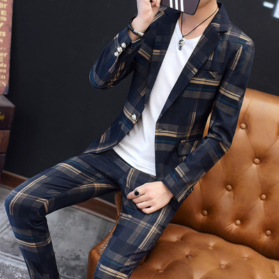 Спортно-елегантен мъжки костюм от три части в няколко модела