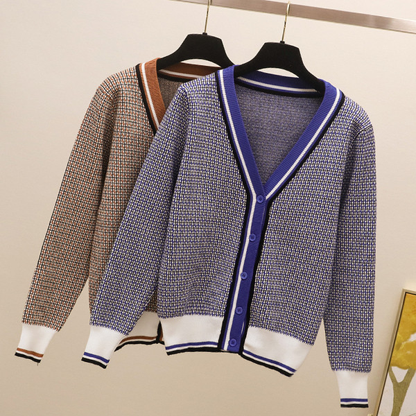 Нов модел дамска жилетка с V-образно деколте в два цвята