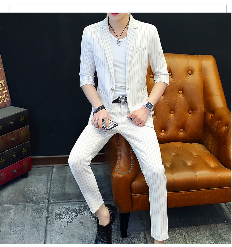 Раиран мъжки костюм от две части в няколко цвята