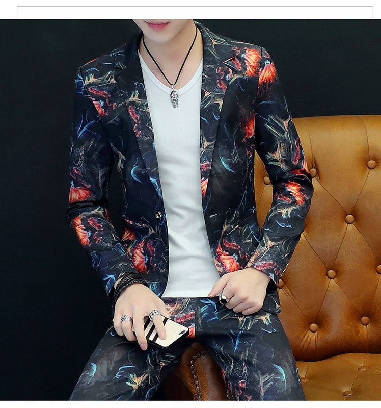 Мъжки цветен костюм от две части в три модела