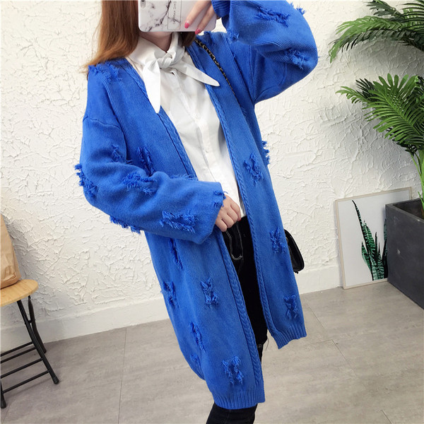 Дълга дамска жилетка с V-образно деколте в шест цвята