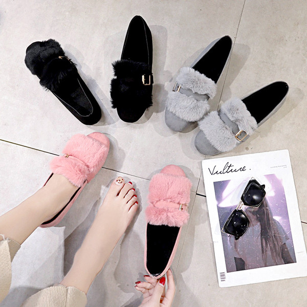 Модерни дамски мокасини с пух в три цвята