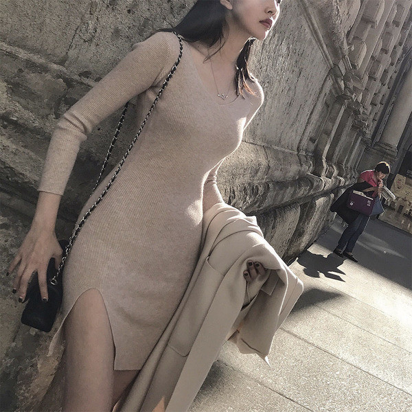 Модерна дамска рокля в два цвята